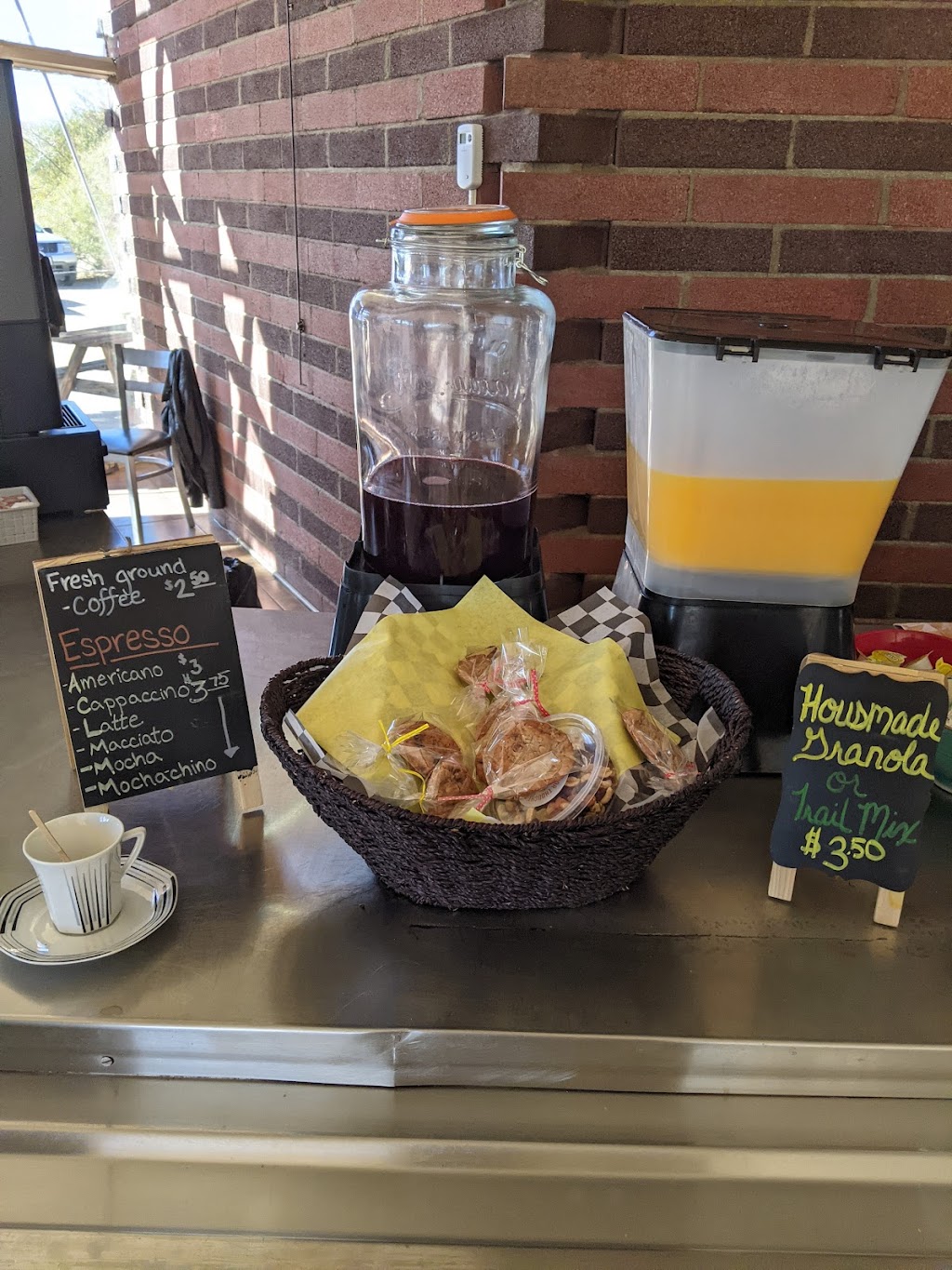 Food for Thought Café | restaurant | 59700 Twentynine Palms Highway at the Joshua Tree Retreat Center, Joshua Tree, CA 92252, USA | 7604699764 OR +1 760-469-9764