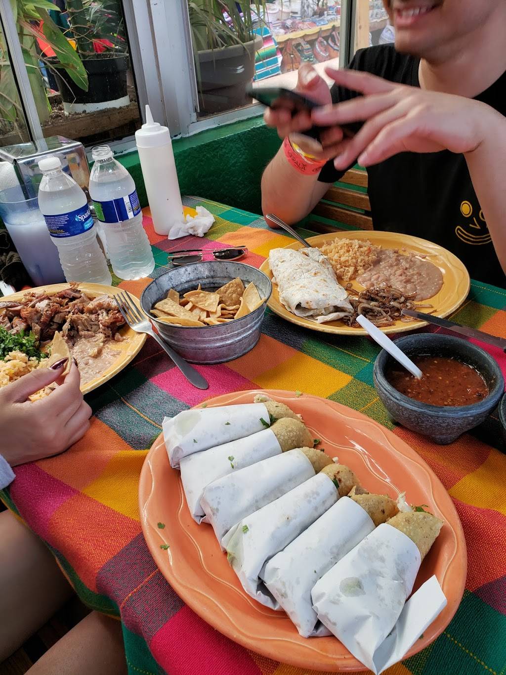 Carnitas La Flor de Michoacan #2 | restaurant | 22710, Zona Centro, 22710 Rosarito, B.C., Mexico | 016616120433 OR +52 661 612 0433