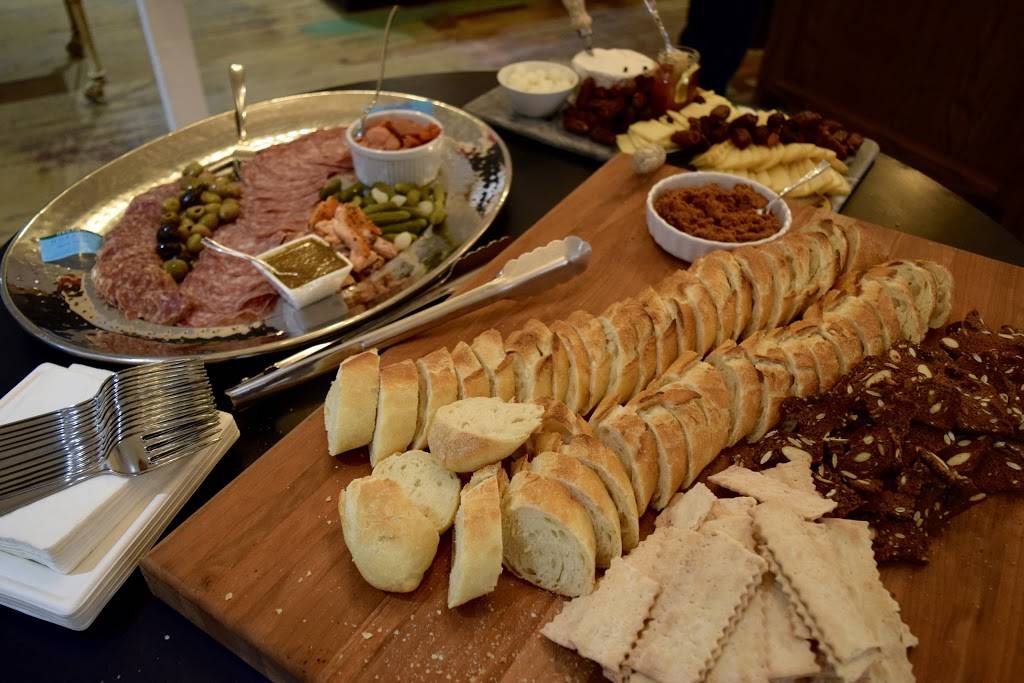 CHEFLAVOR | restaurant | 32119 Temecula Pkwy, Temecula, CA 92592, USA | 9519724935 OR +1 951-972-4935