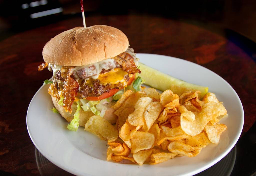 The Roque Pub | restaurant | 3076 Curry Ford Rd, Orlando, FL 32806, USA | 4079853778 OR +1 407-985-3778