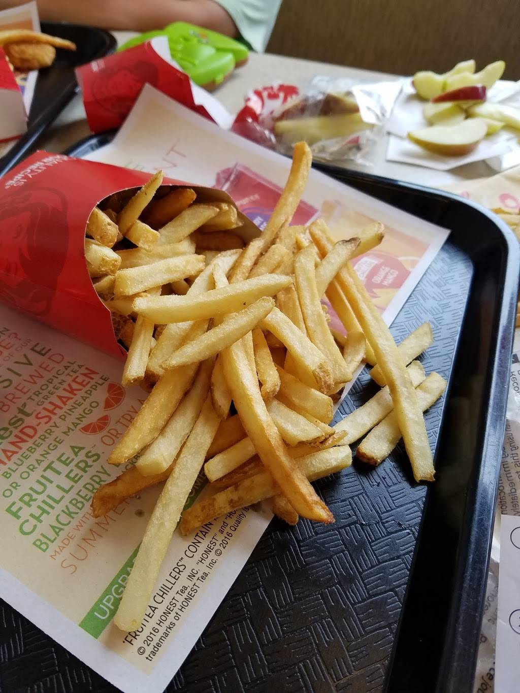 Wendys | restaurant | 881 S Sutton Rd, Streamwood, IL 60107, USA | 6305400382 OR +1 630-540-0382