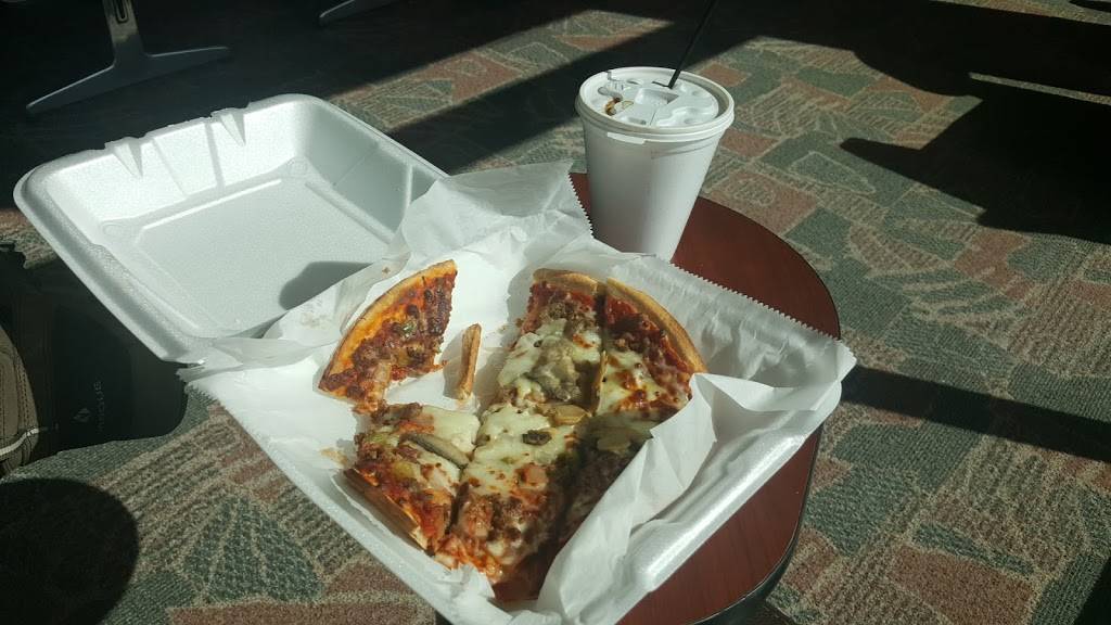 Hanger Too | restaurant | 6100 West Everett M. Dirksen Parkway, Bartonville, IL 61607, USA | 3096330811 OR +1 309-633-0811