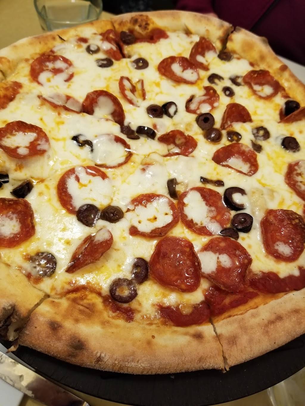 Wicked Fire Kissed Pizza | restaurant | 35 South St, Mashpee, MA 02649, USA | 5084777422 OR +1 508-477-7422