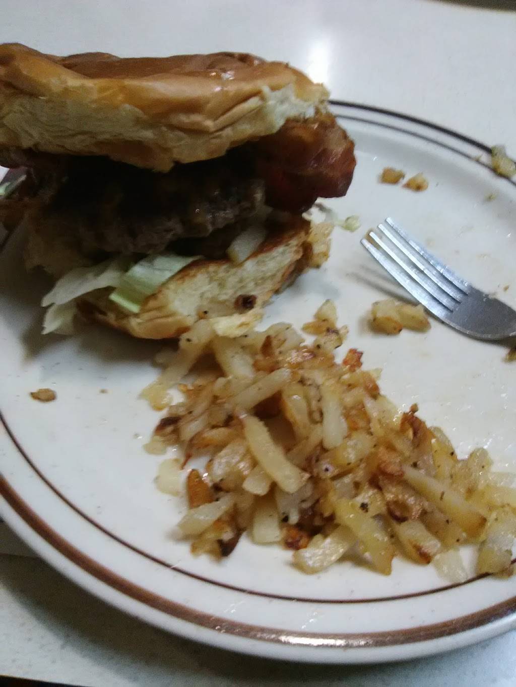 Richards Restaurant Columbia City | restaurant | 252 Frontage Rd, Columbia City, IN 46725, USA | 2602482320 OR +1 260-248-2320