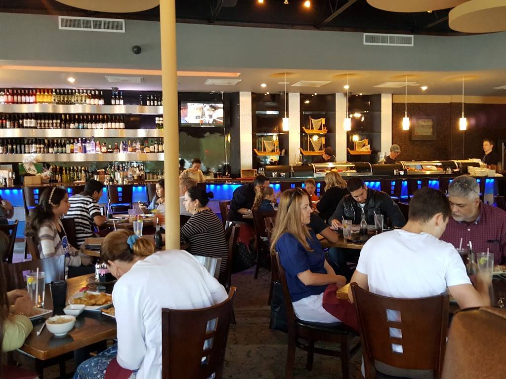 Akashi Sushi Fusion Cuisine | restaurant | 2271 Northpark Dr, Kingwood, TX 77339, USA | 2813588828 OR +1 281-358-8828