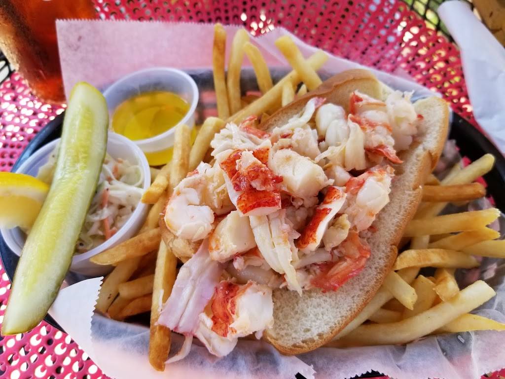 The Happy Clam | restaurant | 13 River Rd, St George, ME 04860, USA | 2073728999 OR +1 207-372-8999