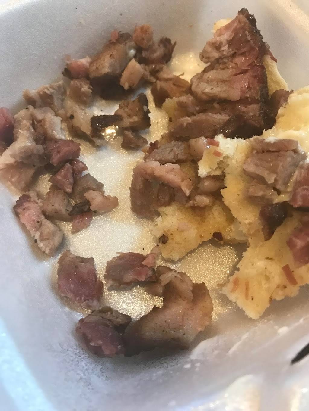 Daves BBQ | restaurant | 4353 Gannon Ln #101, Dallas, TX 75237, USA | 9727097223 OR +1 972-709-7223