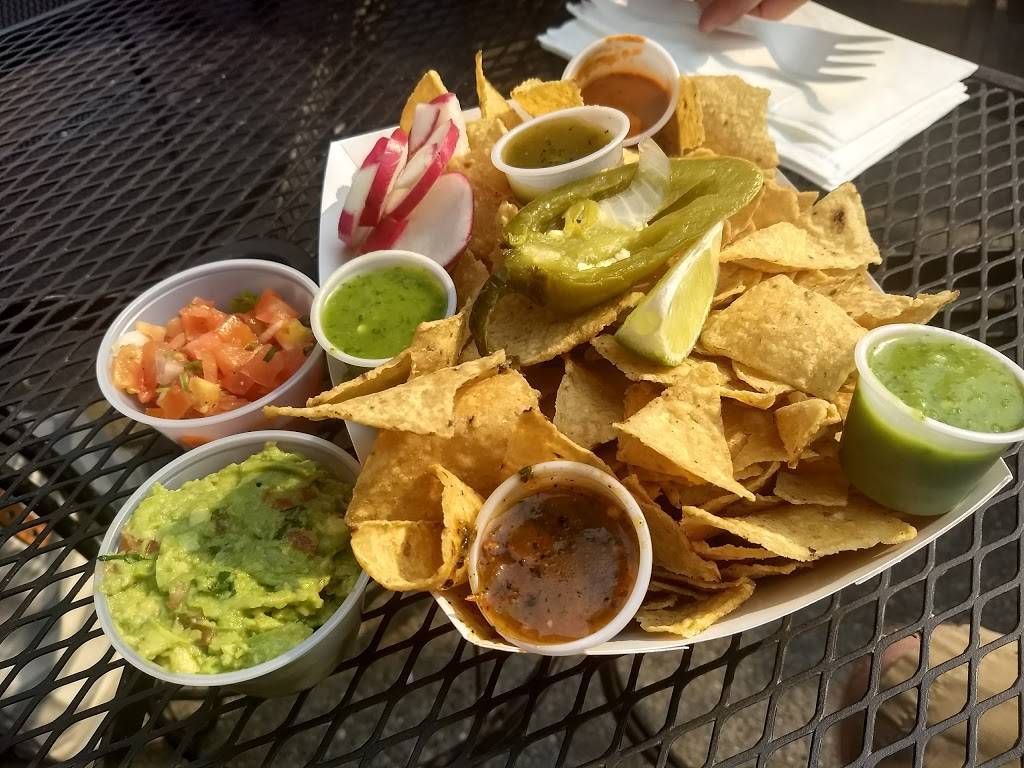 El Camion - Adentro | restaurant | 4301 Leary Way NW, Seattle, WA 98107, USA | 2067845411 OR +1 206-784-5411