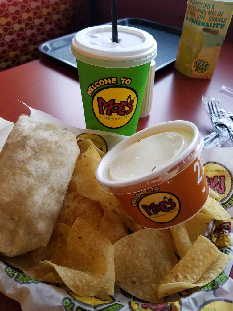 Moes Southwest Grill | restaurant | 7560 Oswego Rd, Liverpool, NY 13090, USA | 3157154082 OR +1 315-715-4082