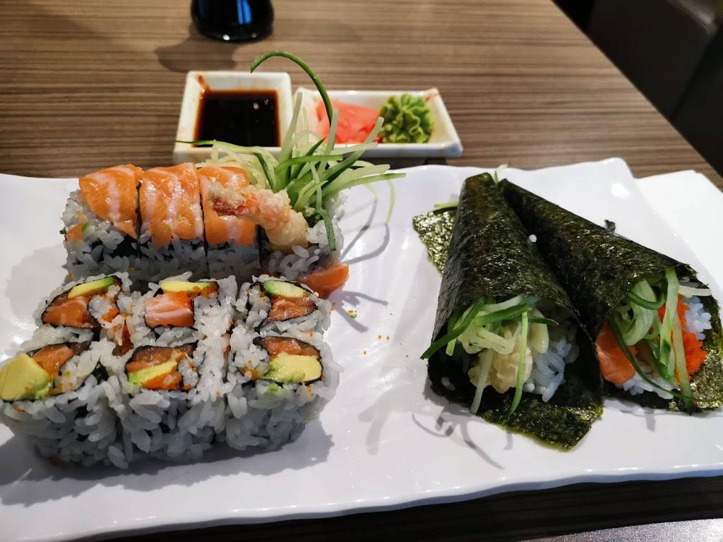 Hockey Sushi | restaurant | 1102 Centre St, Thornhill, ON L4J 3M8, Canada | 9058826663 OR +1 905-882-6663