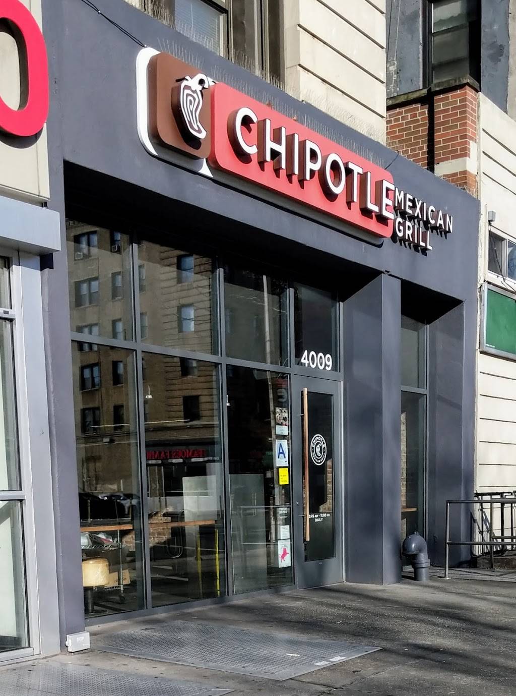 Chipotle Mexican Grill | restaurant | 4009 Broadway, New York, NY 10032, USA | 6464125429 OR +1 646-412-5429