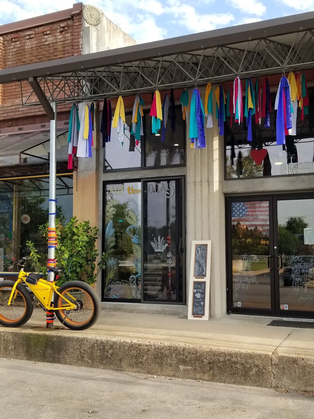 HealthNutz SoMO | cafe | 204 W 1st St, Mountain View, MO 65548, USA | 5073302338 OR +1 507-330-2338