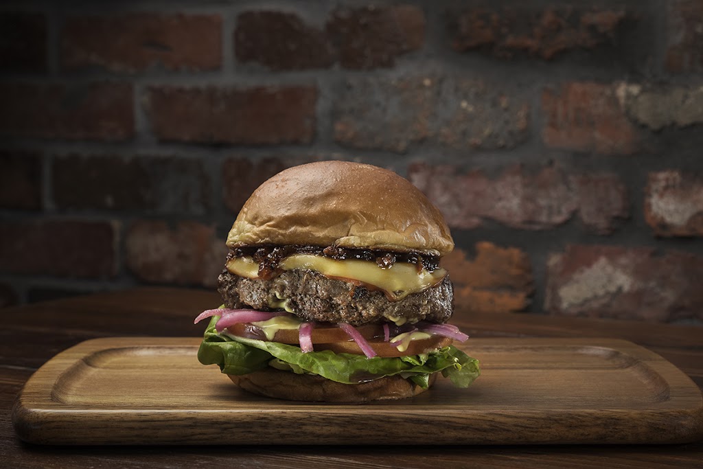 Finneys Crafthouse & Kitchen - Burbank | restaurant | 164 E Palm Ave #102, Burbank, CA 91502, USA | 8185724610 OR +1 818-572-4610