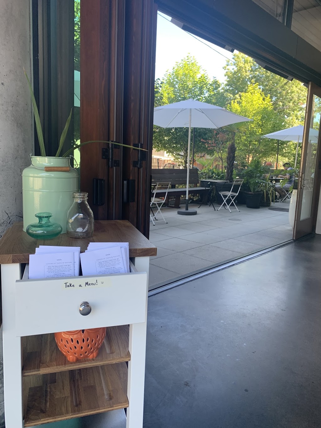 Bounty Kitchen Capitol Hill | restaurant | 550 19th Ave E, Seattle, WA 98112, USA | 2067172154 OR +1 206-717-2154