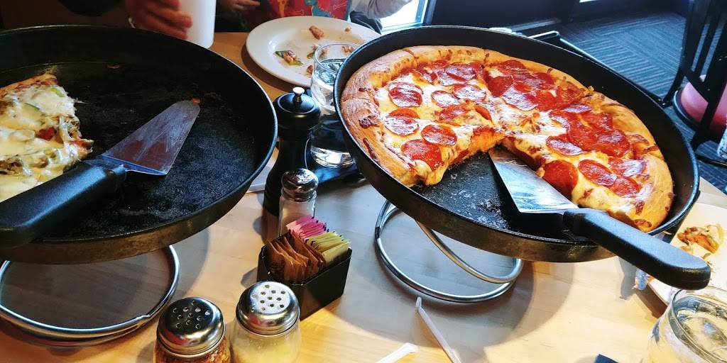 Stefanos Pizza | restaurant | 10573 Hardin Valley Rd, Knoxville, TN 37932, USA | 8652496709 OR +1 865-249-6709