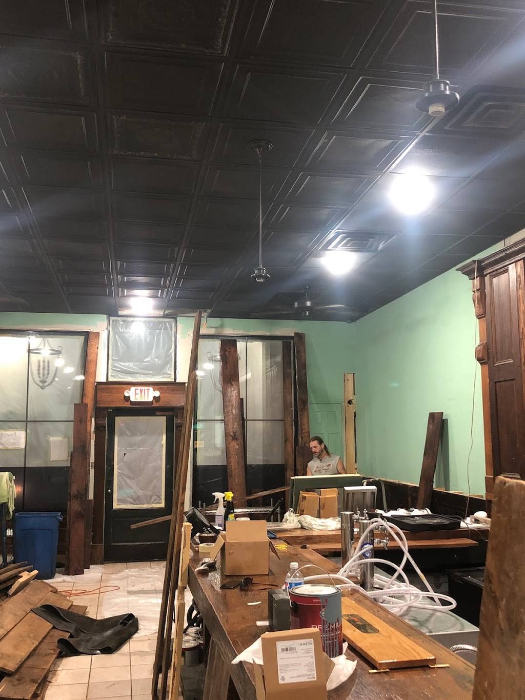 Badger On Main | restaurant | 1118 Main St, Lynchburg, VA 24504, USA | 4346166070 OR +1 434-616-6070