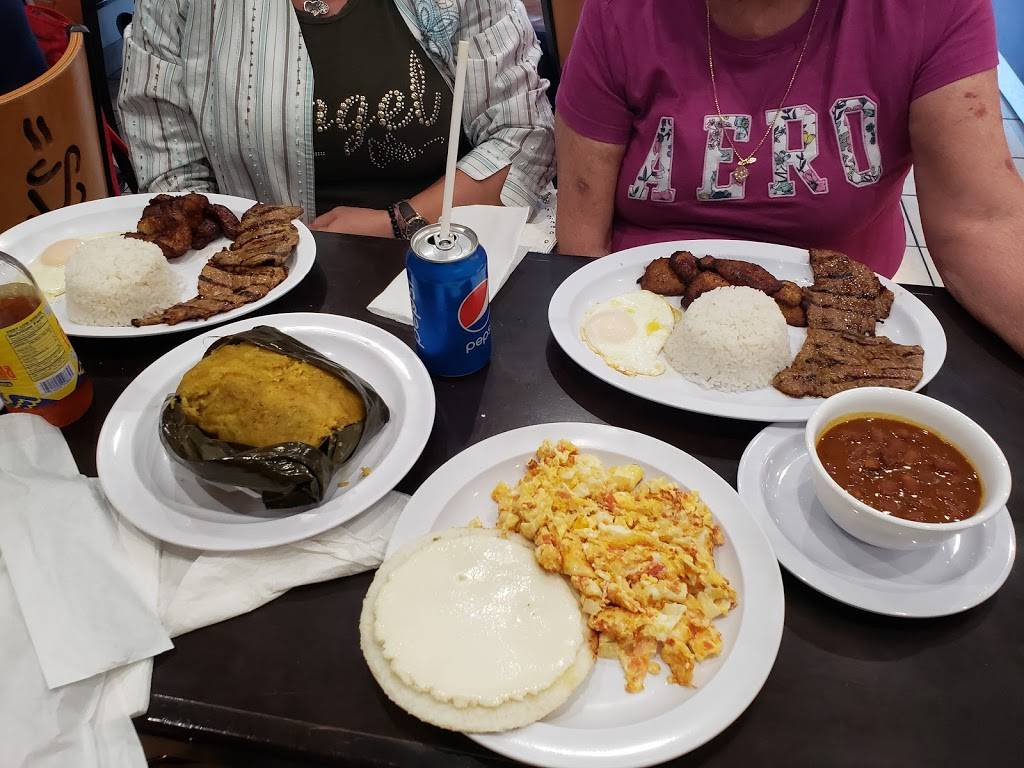 Panaderia 20 De Julio | restaurant | 15415 SW 137th Ave, Miami, FL 33177, USA | 3053789428 OR +1 305-378-9428