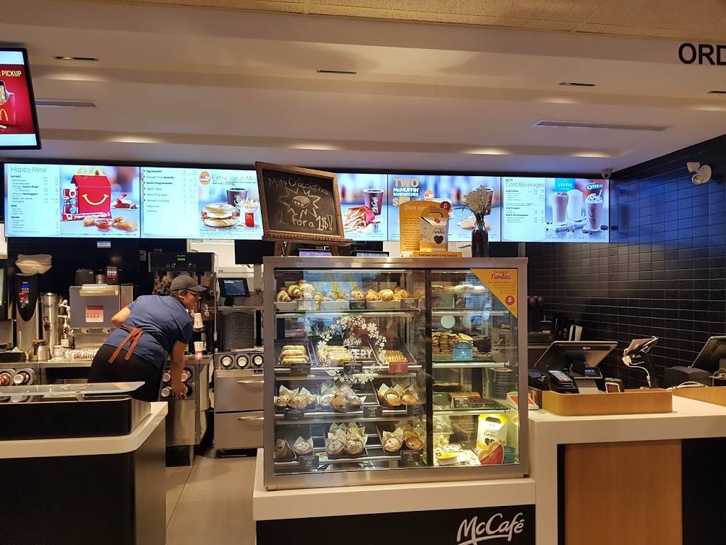 McDonalds | cafe | 1100 Davis Dr, Newmarket, ON L3Y 7V1, Canada | 9058530118 OR +1 905-853-0118