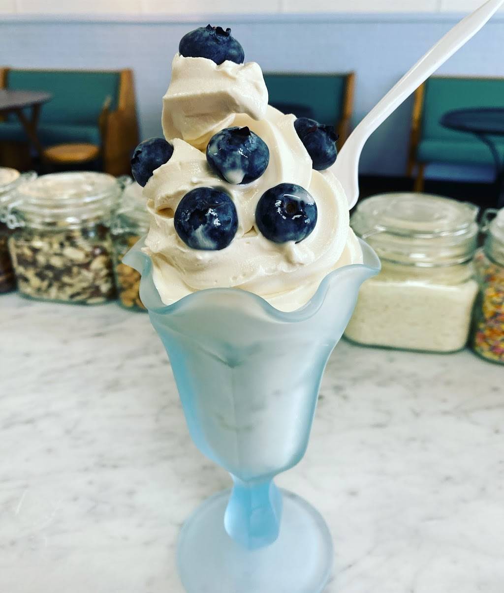 D’Lites Shoppe | restaurant | 6305 Precinct Line Rd, North Richland Hills, TX 76180, USA | 8178492229 OR +1 817-849-2229