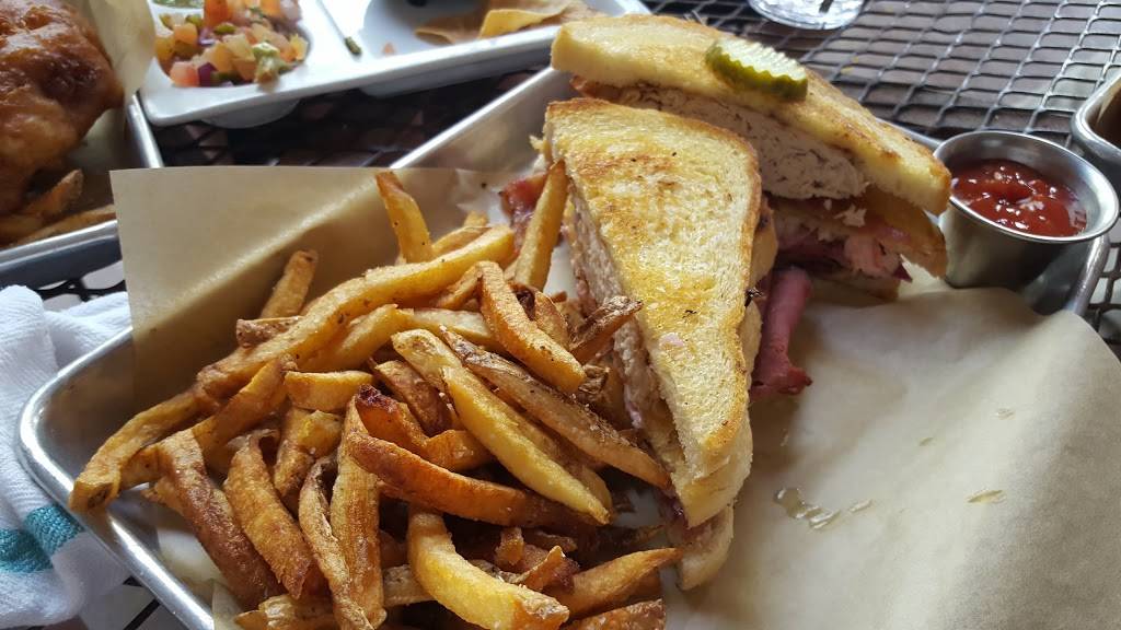 Pub 1922 | restaurant | 15920 S Rancho Sahuarita Blvd, Sahuarita, AZ 85629, USA | 5203251922 OR +1 520-325-1922