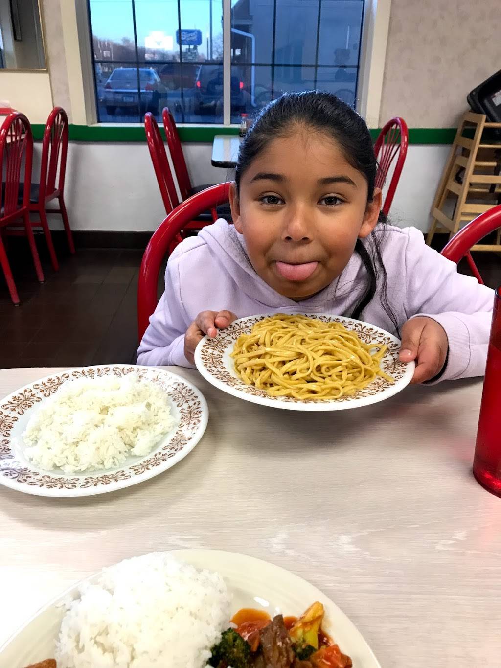 Fang Cheng Chinese Cafe | restaurant | 809 4th Ave S, Denison, IA 51442, USA | 7122639898 OR +1 712-263-9898