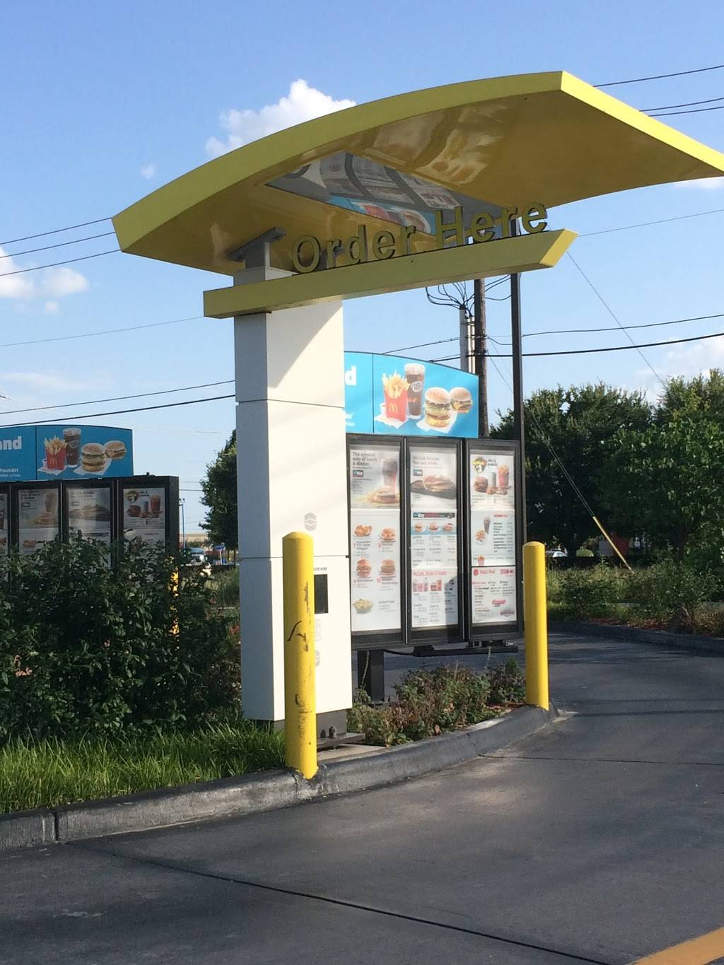 McDonalds | cafe | 8516 Hwy 377 S, Benbrook, TX 76126, USA | 8172492773 OR +1 817-249-2773