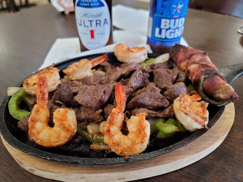 SpaceFish Mariscos Restaurant | restaurant | 3503 Boca Chica Blvd Ste 4, Brownsville, TX 78521, USA | 9562805672 OR +1 956-280-5672