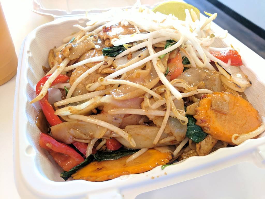 Thai Chili Express | restaurant | 304 E Santa Clara St #D, San Jose, CA 95113, USA | 4088168479 OR +1 408-816-8479