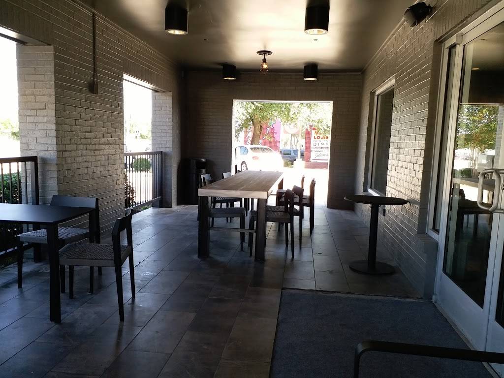 Starbucks | cafe | 210 W Bitters Rd, San Antonio, TX 78216, USA | 2104954875 OR +1 210-495-4875