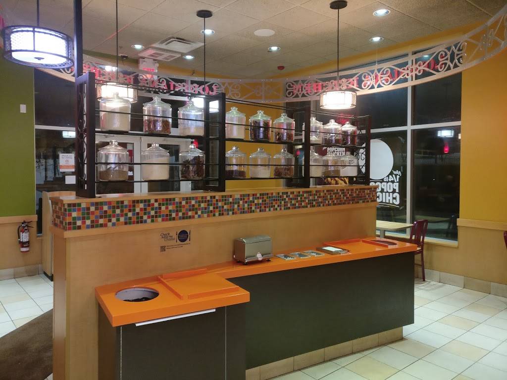 Popeyes | restaurant | 11 Woodlawn Rd W, Guelph, ON N1H 1G8, Canada | 5198279090 OR +1 519-827-9090