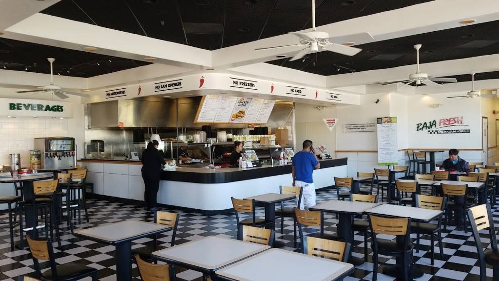 Baja Fresh Mexican Grill | restaurant | 12150 Fairfax Towne Center, Fairfax, VA 22033, USA | 7033521792 OR +1 703-352-1792