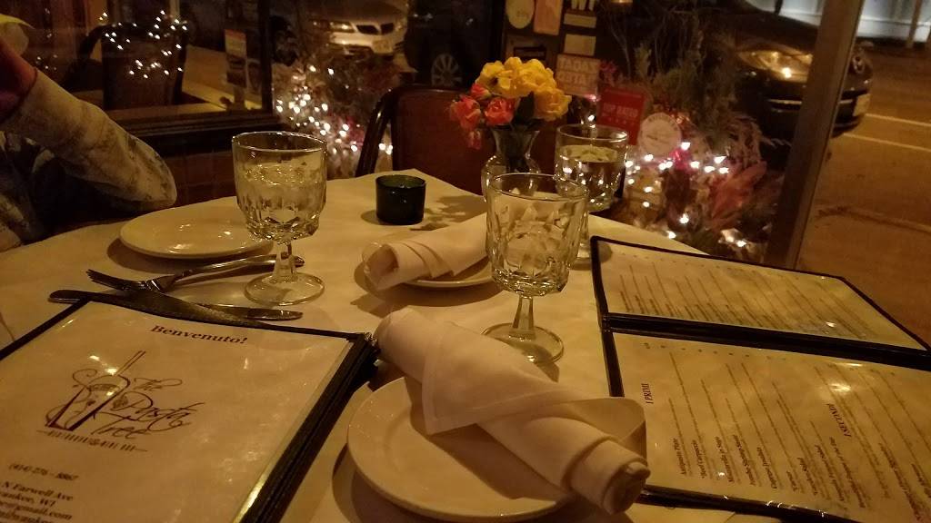 The Pasta Tree Restaurant & Wine Bar | restaurant | 1503 N Farwell Ave, Milwaukee, WI 53202, USA | 4142768867 OR +1 414-276-8867