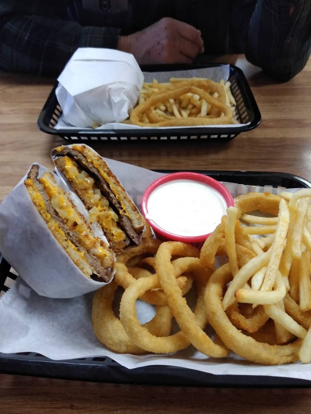 All Star Burgers | restaurant | 70065 Dillon Rd, Desert Hot Springs, CA 92241, USA | 7603299900 OR +1 760-329-9900