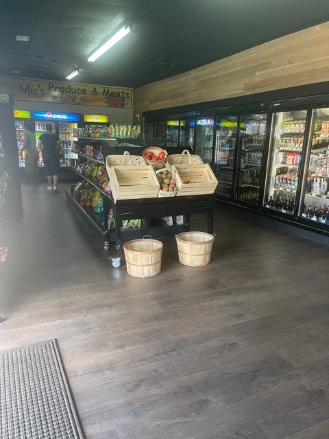 Mics Mini Market | restaurant | 1528 W May Ave, Gastonia, NC 28052, USA | 9802511880 OR +1 980-251-1880