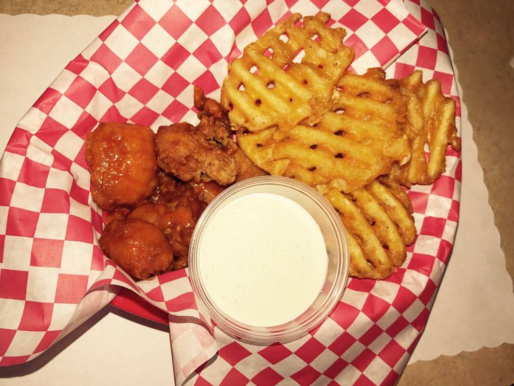 Chunkis Pizza & Subs | meal delivery | 341 E Pike St, Clarksburg, WV 26301, USA | 3046233100 OR +1 304-623-3100