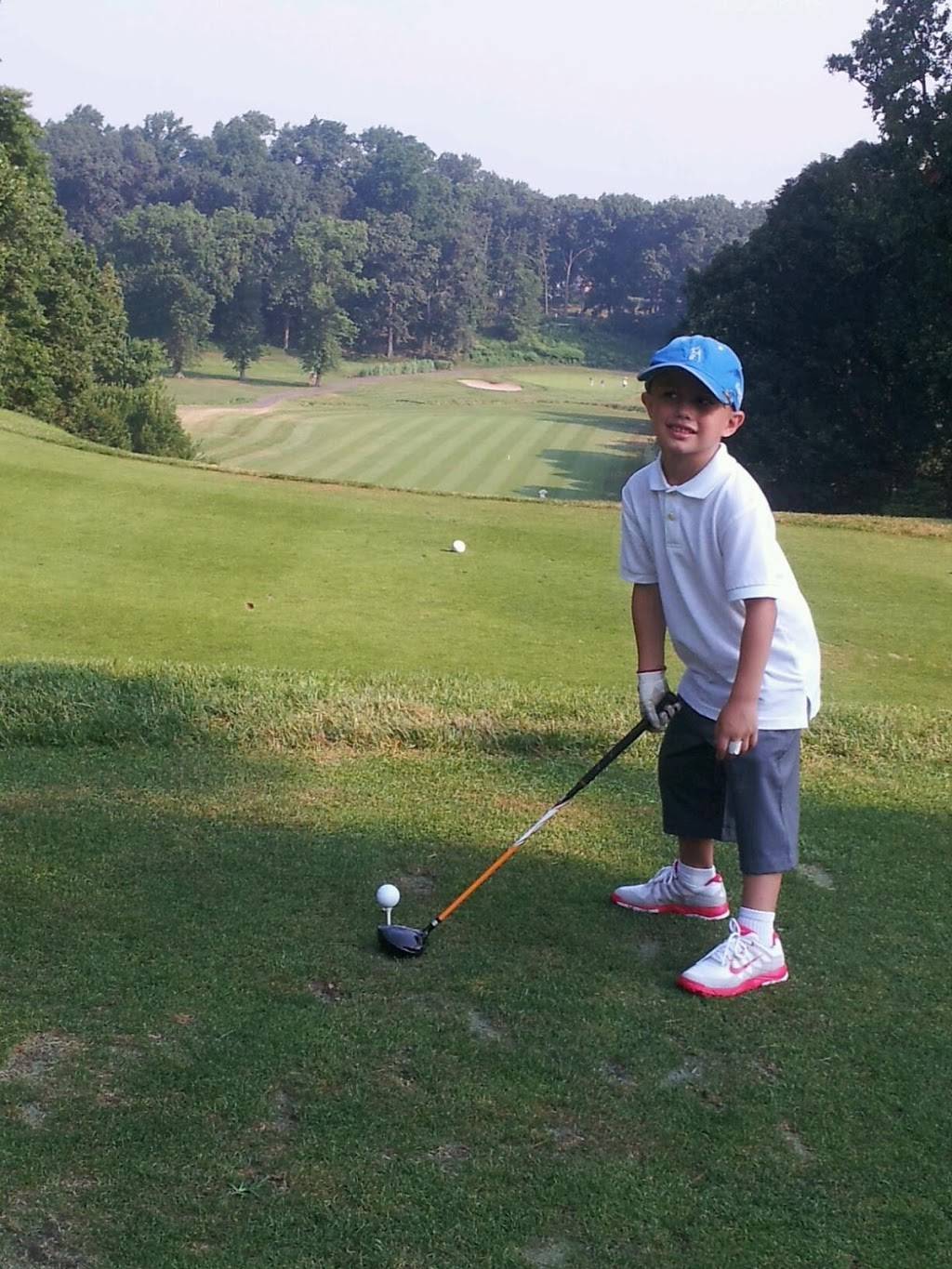 Red Knot | restaurant | 3 Golf Dr, Kenilworth, NJ 07033, USA | 9082418700 OR +1 908-241-8700