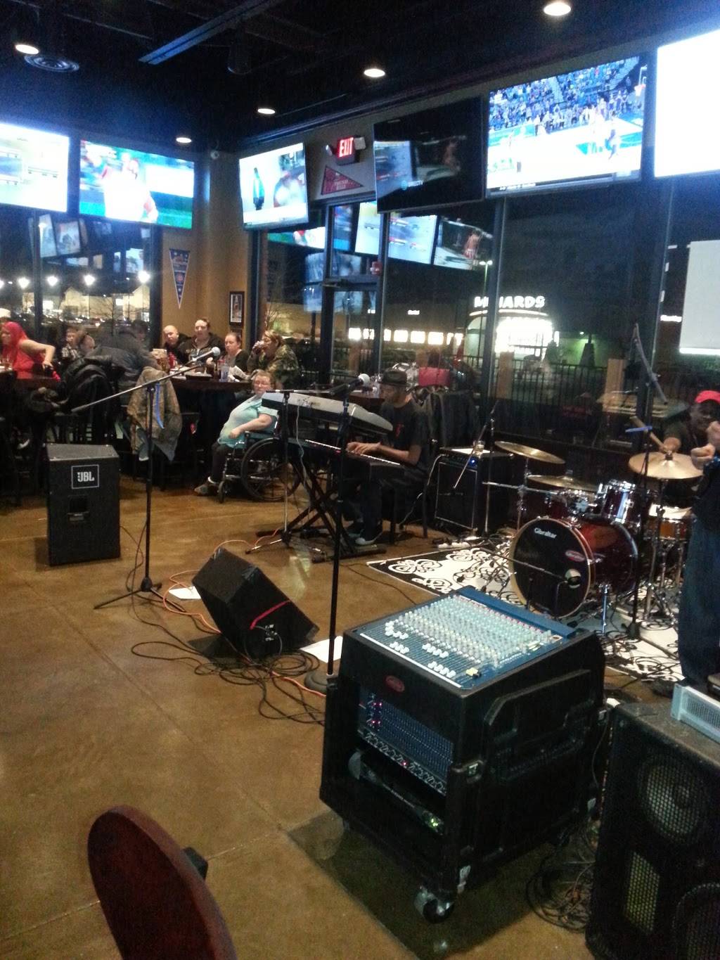 Rosatis Pizza Pub | restaurant | 2725 IL-26, Freeport, IL 61032, USA | 8156562296 OR +1 815-656-2296