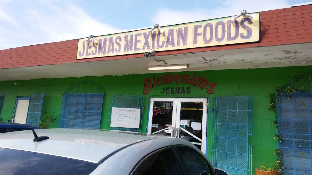 Jesmas Mexican Foods | restaurant | 1722 Rigsby Ave, San Antonio, TX 78210, USA | 2103371938 OR +1 210-337-1938