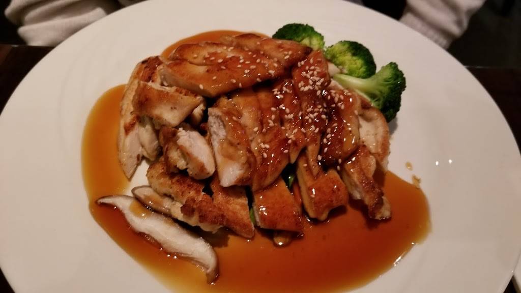 Masa Sushi Lounge | restaurant | 828 S Oyster Bay Rd, Hicksville, NY 11801, USA | 5166050655 OR +1 516-605-0655