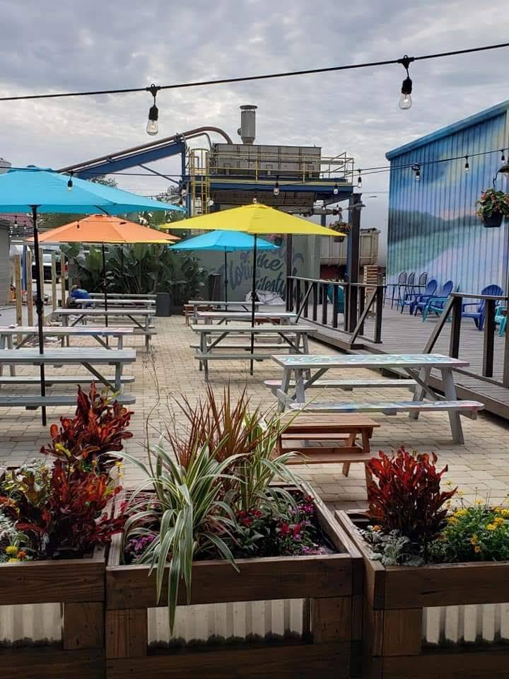 The Florida Brewery Beer Garden | restaurant | 202 Gandy Rd, Auburndale, FL 33823, USA | 8639651825 OR +1 863-965-1825