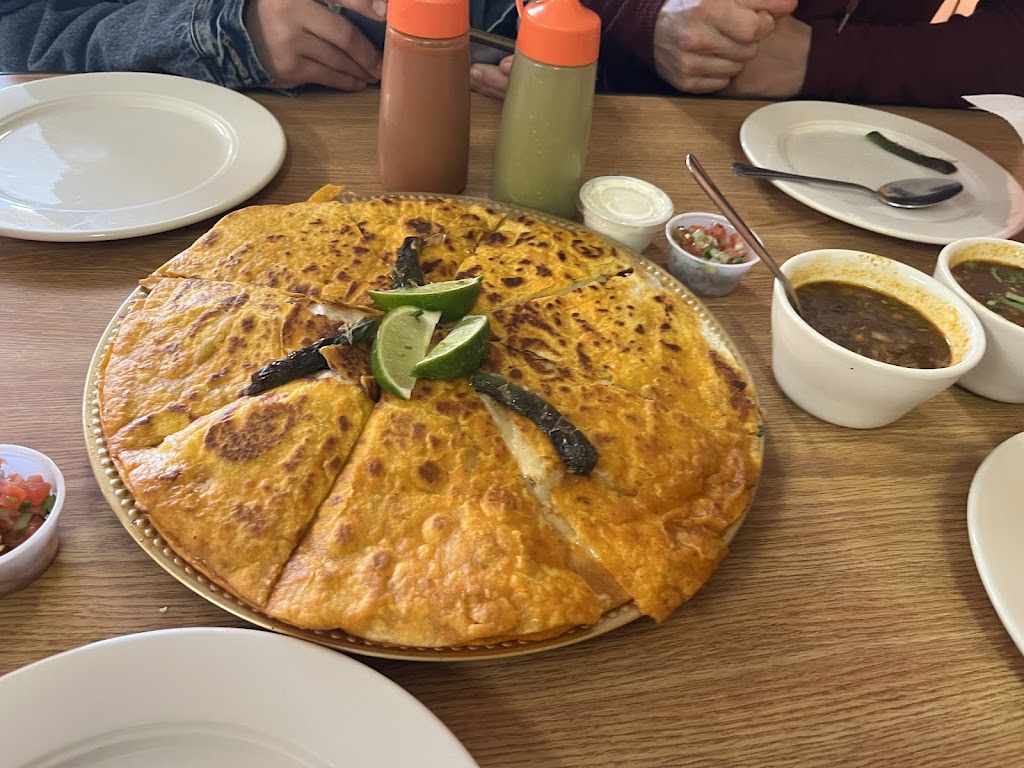 Los Vela #2 - Mexican Restaurant | restaurant | 3005 N Hancock Ave, Colorado Springs, CO 80907, USA | 7193393779 OR +1 719-339-3779