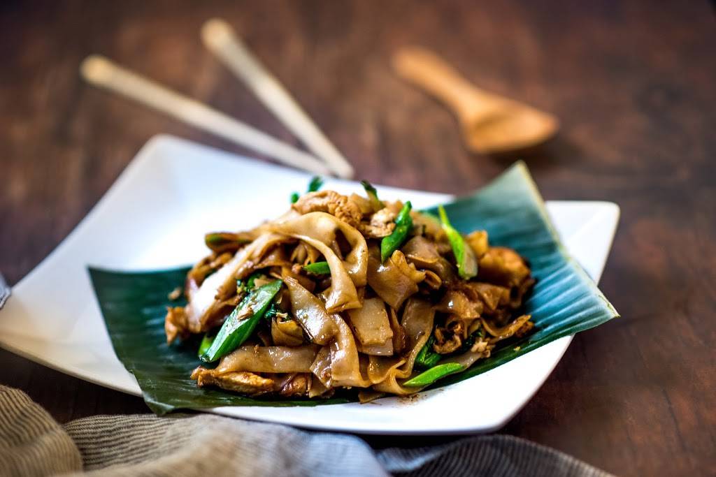 Wow Thai Bistro | restaurant | 701 Randolph St, San Francisco, CA 94132, USA | 4155858058 OR +1 415-585-8058