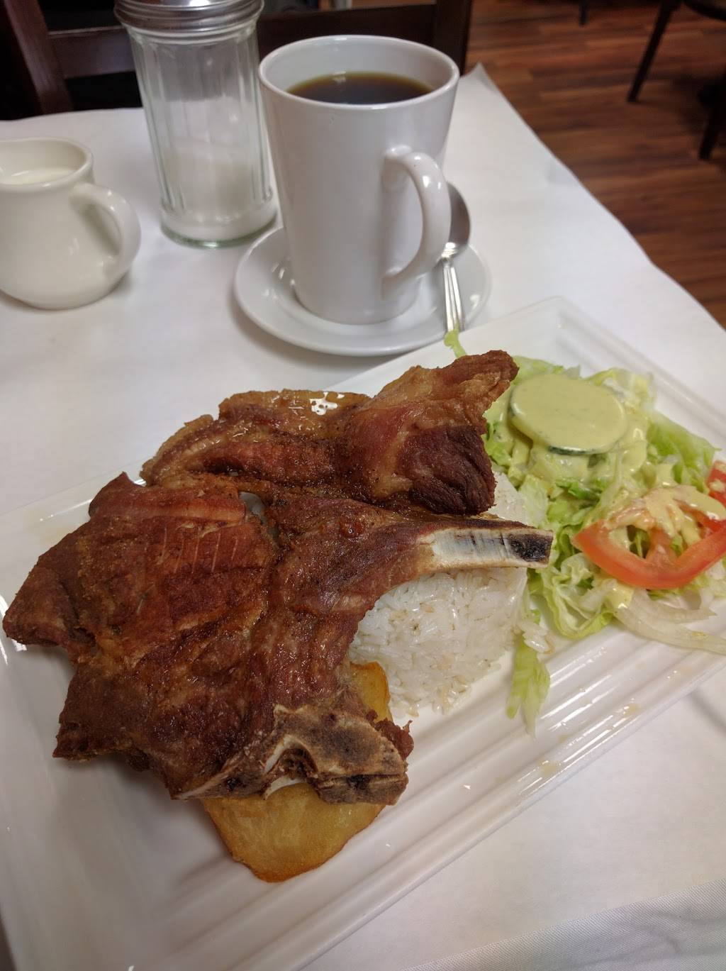 Mar y Luna Peruvian Cuisine Restaurant | restaurant | 12 Hamilton St, Bound Brook, NJ 08805, USA | 7326279599 OR +1 732-627-9599