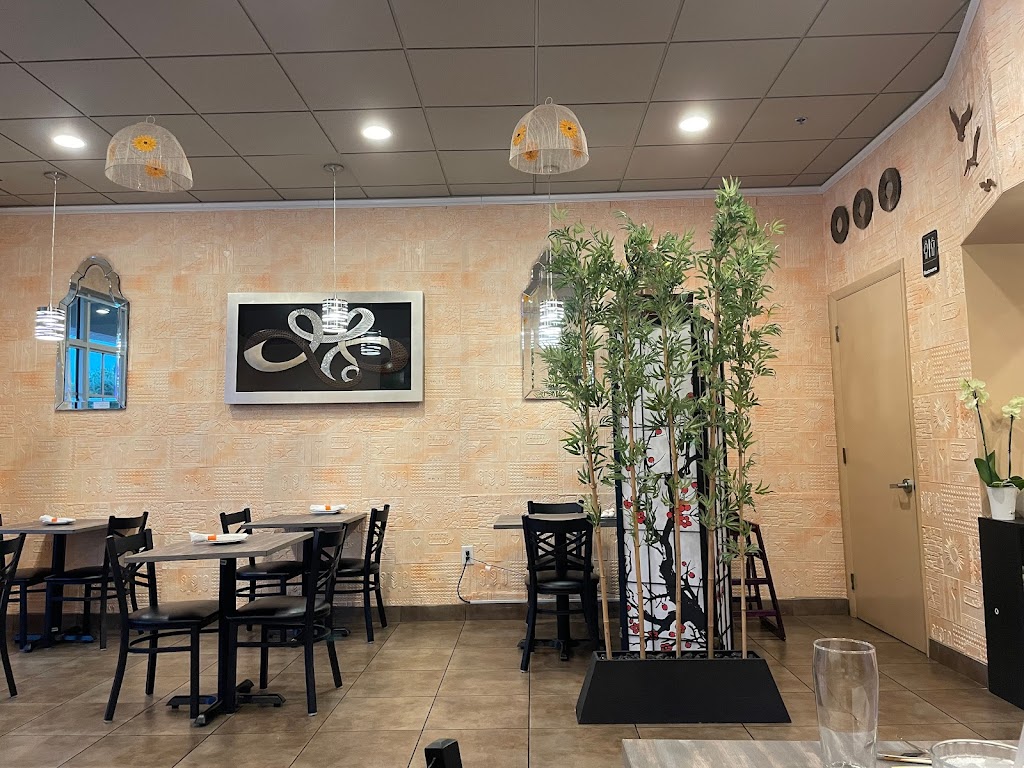 Mochi Thai and Japanese Restaurant | restaurant | 9152 Forest Hill Blvd, Wellington, FL 33411, USA | 5614696221 OR +1 561-469-6221