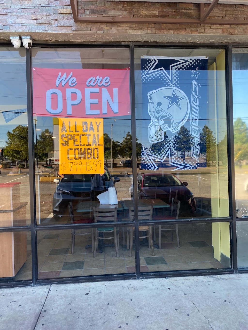 TOUCHDOWN WINGS | restaurant | 3243 Forest Ln, Garland, TX 75042, USA | 2142999197 OR +1 214-299-9197