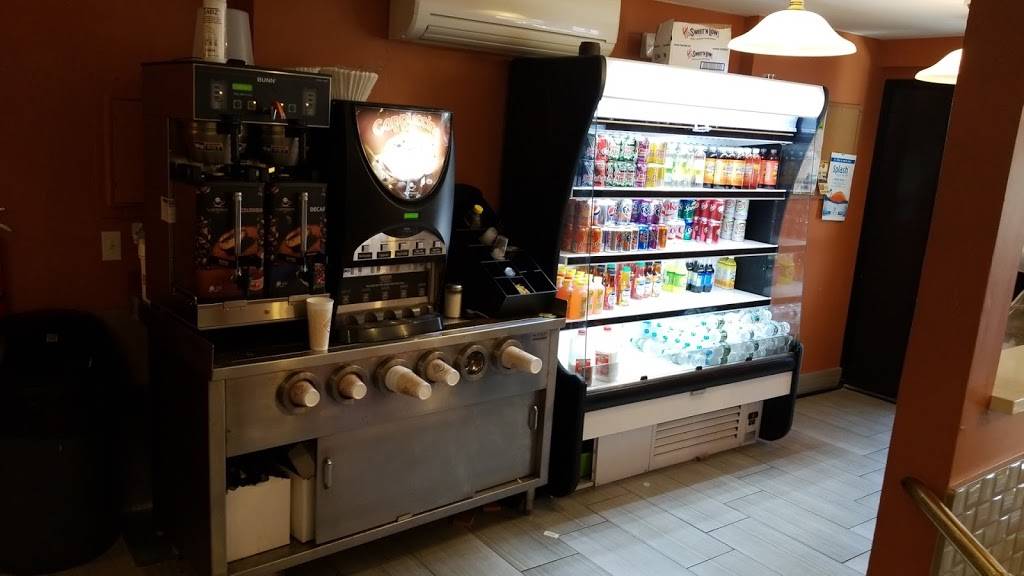 Café au Main | restaurant | 78 Main St, Bloomingburg, NY 12721, USA | 8457338508 OR +1 845-733-8508