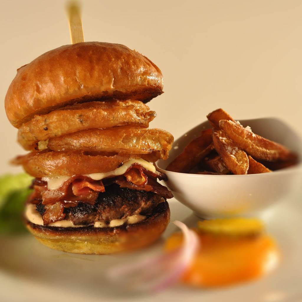 Envers Restaurant | restaurant | 42 Queen St, Morriston, ON N0B 2C0, Canada | 5198212852 OR +1 519-821-2852