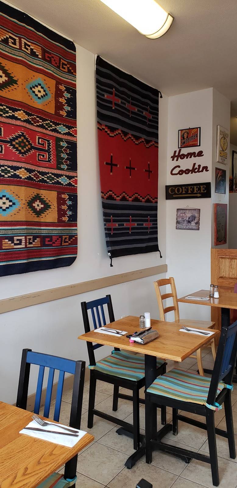 Bonnies Cafe | restaurant | 106 W Oak St, Glenwood City, WI 54013, USA | 7152654145 OR +1 715-265-4145