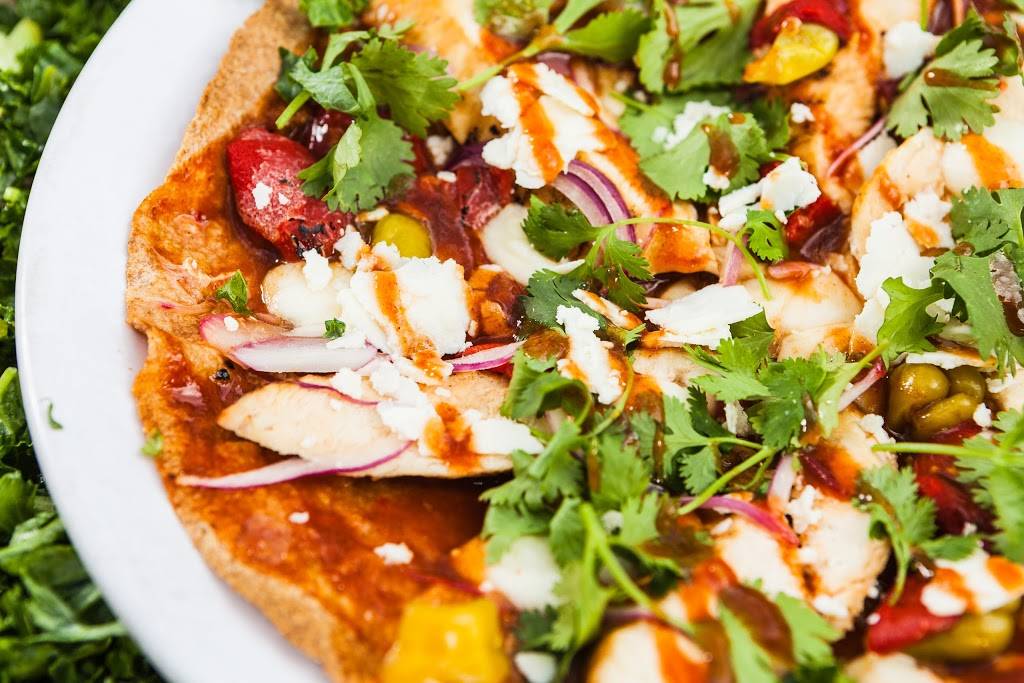 Greenleaf Gourmet Chopshop | restaurant | 9671 Wilshire Blvd, Beverly Hills, CA 90212, USA | 3102460756 OR +1 310-246-0756