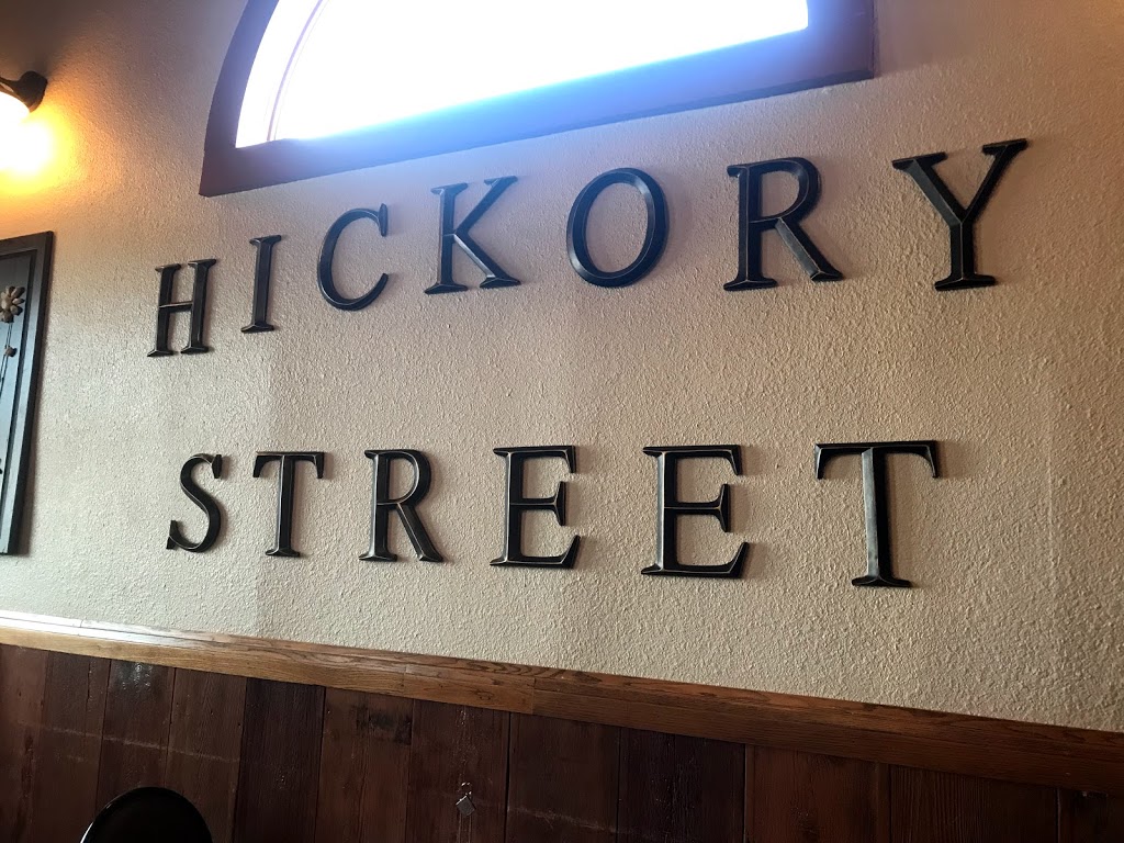 Hickory Street Kitchen & Cocktails | restaurant | 10 7th Ave W, Sisseton, SD 57262, USA | 6056982070 OR +1 605-698-2070